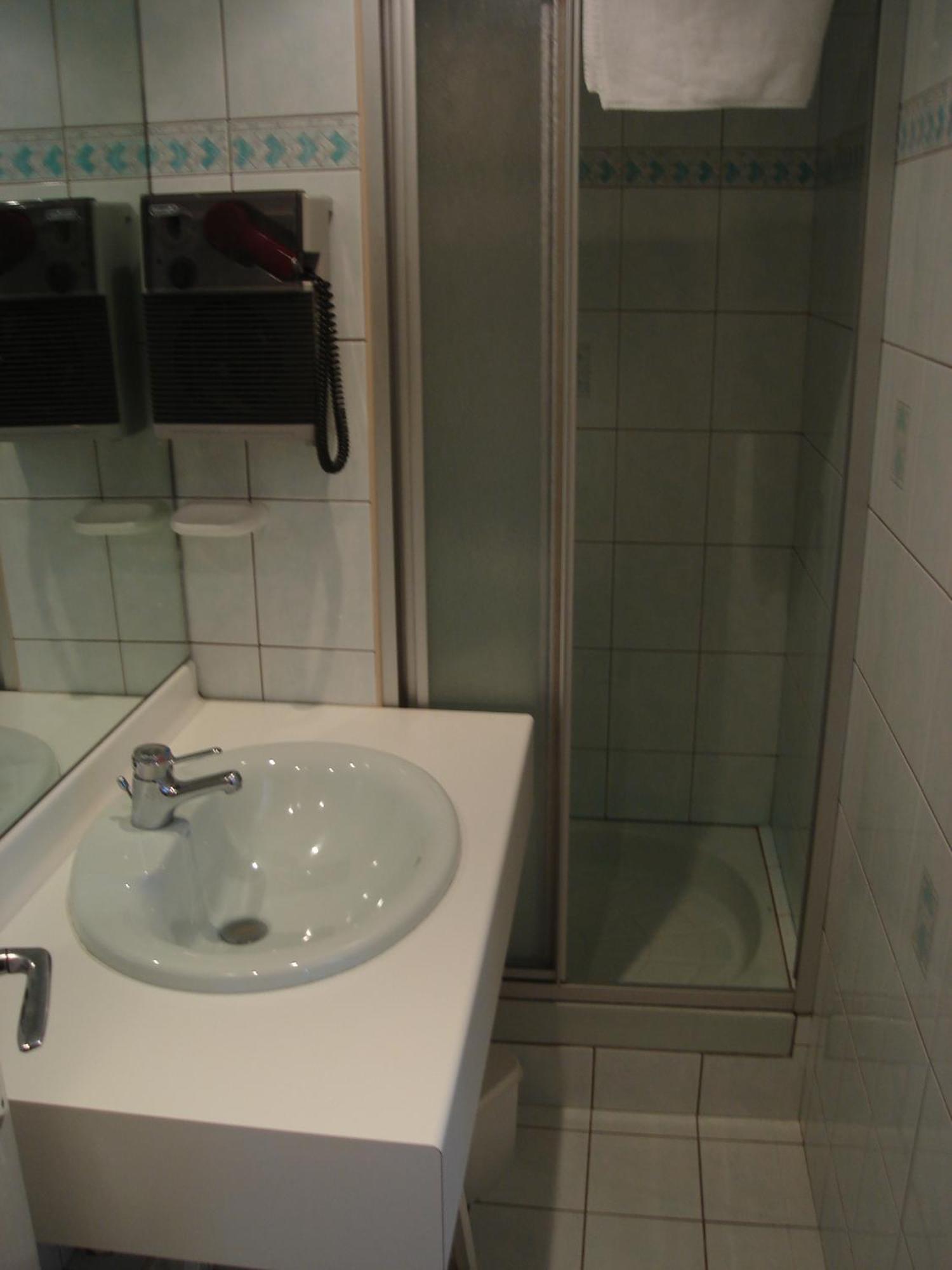 Hotel Beausejour Chaudes-Aigues Dış mekan fotoğraf