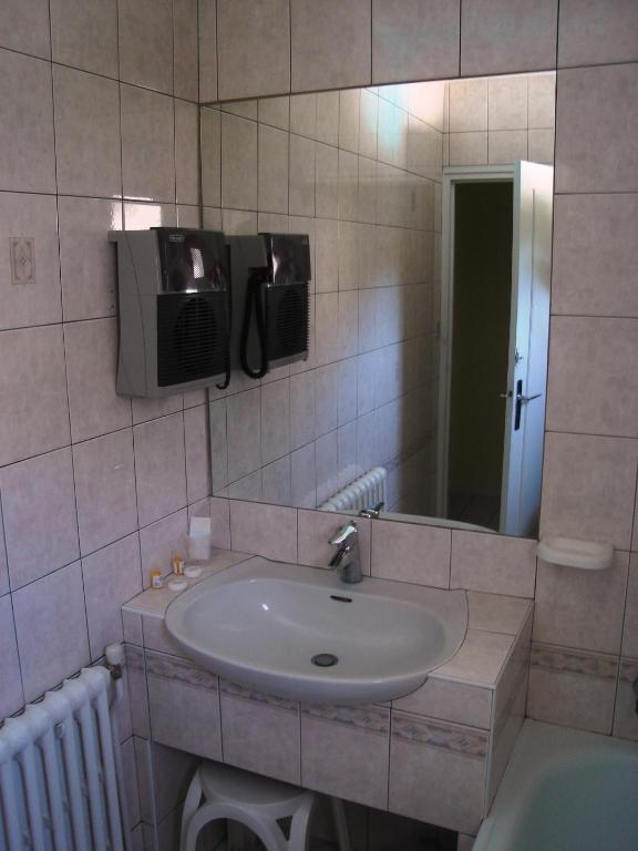 Hotel Beausejour Chaudes-Aigues Dış mekan fotoğraf